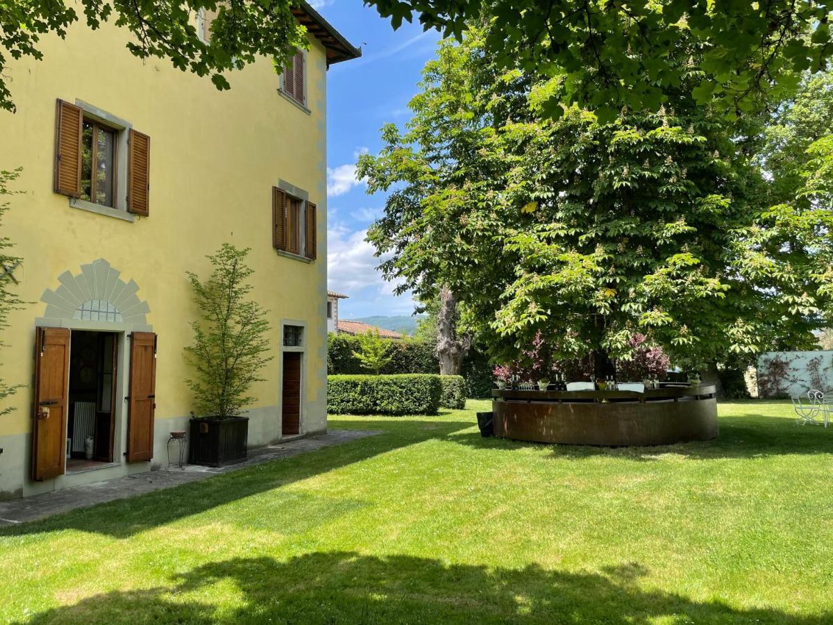 Palazzo Gatteschi Lägenhet Poppi Exteriör bild