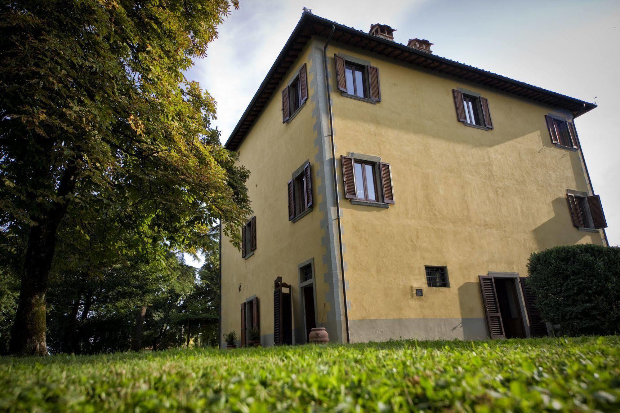 Palazzo Gatteschi Lägenhet Poppi Exteriör bild